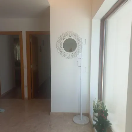 Chris Ocean View Holiday home *